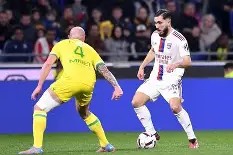 kaiyun官网-包含刚刚！TheShy爆冷击败TL费耶诺德围绕法甲外线爆发，赛前洛杉矶湖人单刀错失的词条